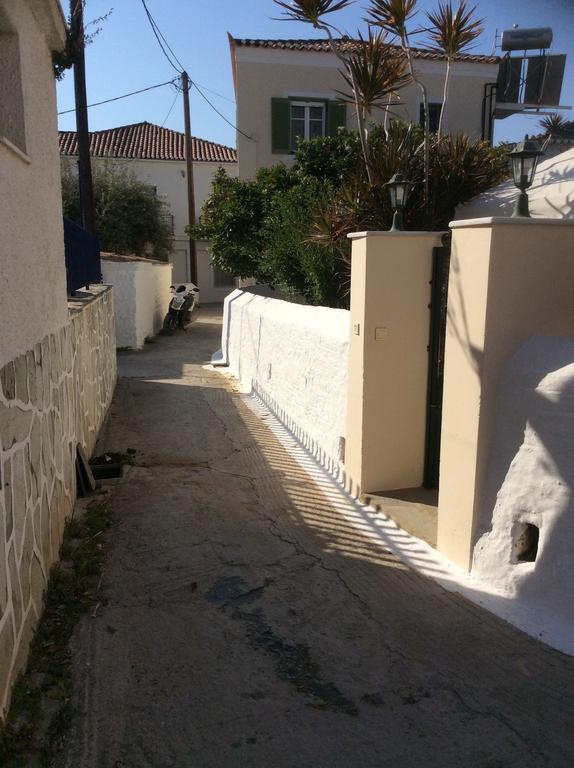 Toula's House * Ligoneri